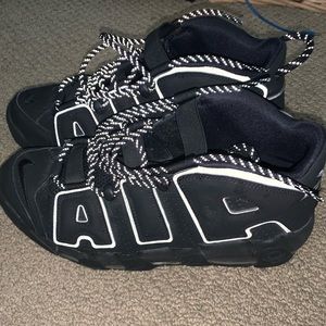 Nike Uptempo